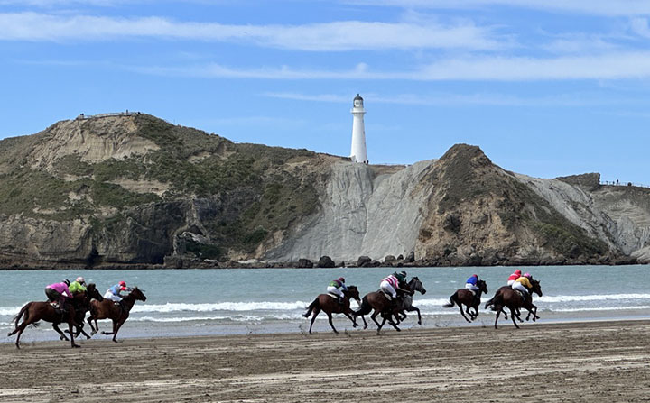 How we spent our summer – Part 3 Castlepoint Races. – A Yank Among the ...